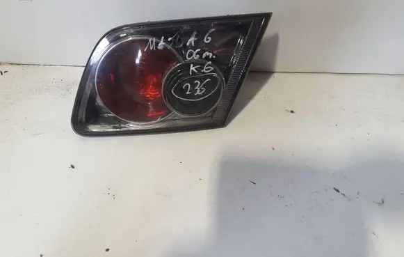 Mazda 6 Tailgate light lenses 