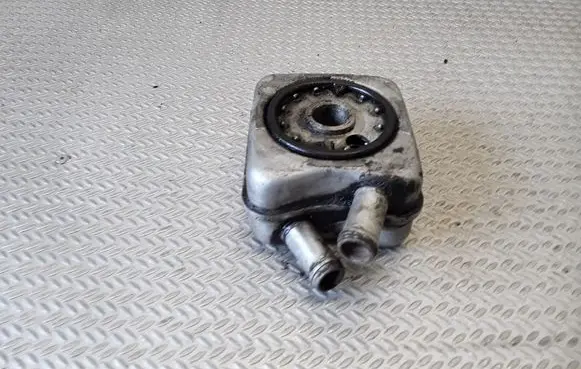 Volkswagen II LT Oil filter mounting bracket