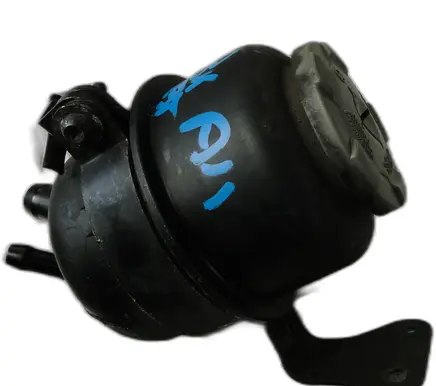 Audi A4 S4 B8 8K Power steering fluid tank/reservoir