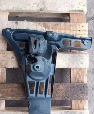 BMW M6 Bumper support mounting bracket corner 51127898294 7898294