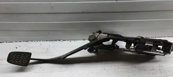 Clutch pedal