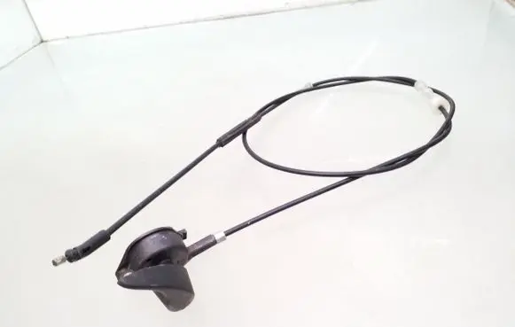 Renault Megane III Engine bonnet (hood) release handle 656200020R
