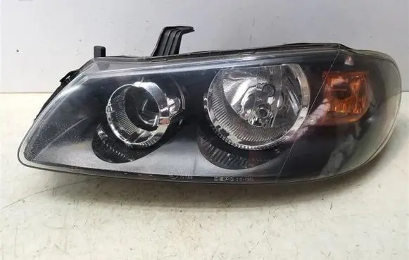 Nissan Almera N16 Headlight/headlamp