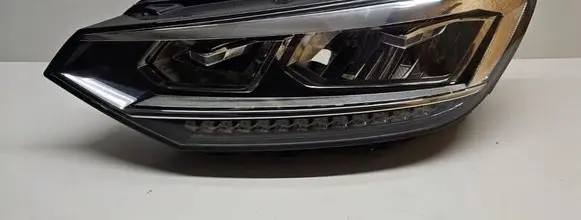 Volkswagen Touran III Headlight/headlamp 5TB941035B VW108