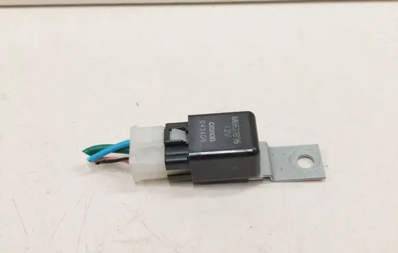 Mitsubishi i-MiEV Other relay MB627895 0434D5