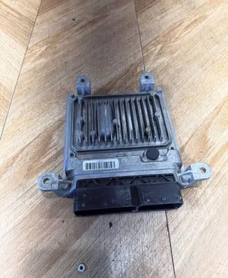 Mercedes-Benz C W205 Engine control unit/module A6519000603