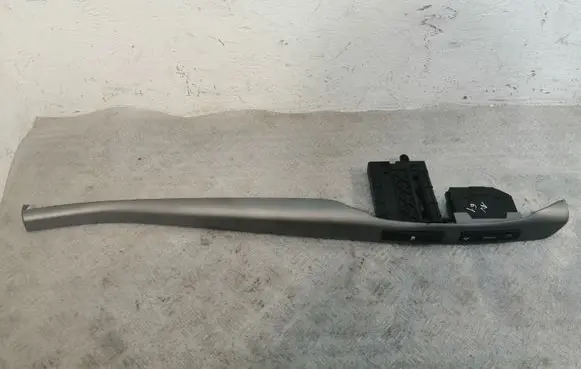 Toyota Avensis T250 Dashboard glove box trim 5547505130 5562005011