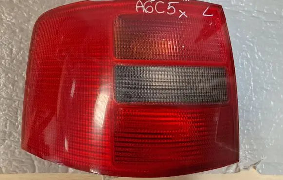 Audi A6 S6 C5 4B Rear/tail lights 4B9945095