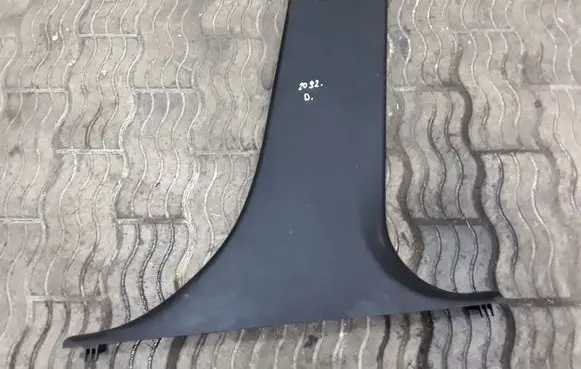 BMW X1 E84 (B) pillar trim (bottom) 51432990778 2990778 17491511