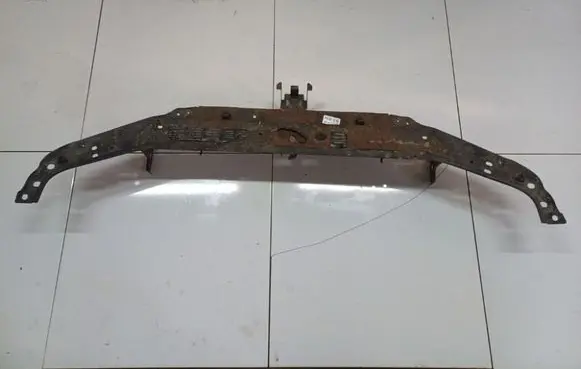 Renault Laguna II Radiator support slam panel