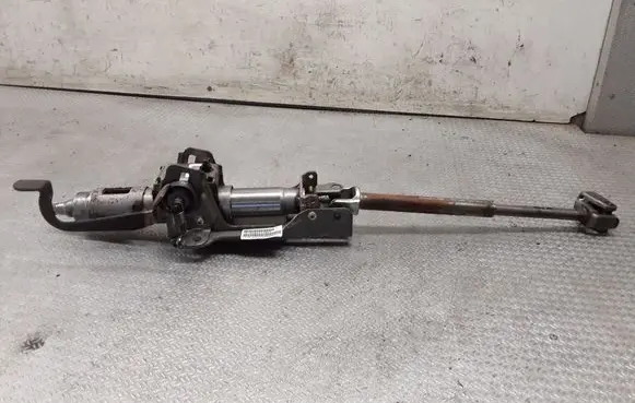 Steering wheel axle set