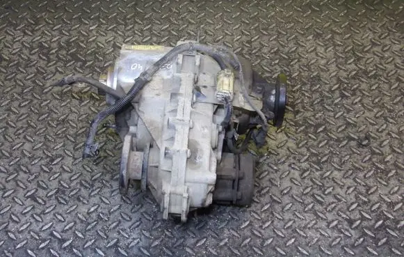 KIA Sorento Gearbox transfer box case 473003C200 27SP40