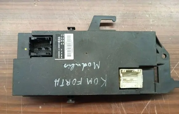 Renault Espace - Grand espace IV Climate control unit 8200414833