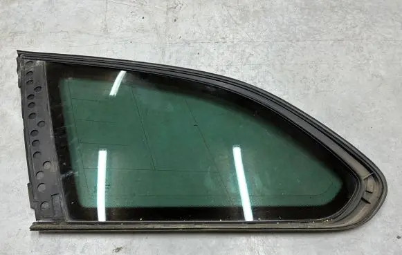 BMW 5 F10 F11 Rear side window 7199989 6042190