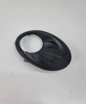 Nissan Qashqai+2 Front fog light trim/grill 62256br03a