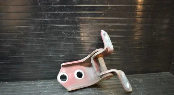 Mazda CX-7 Front door lower hinge 