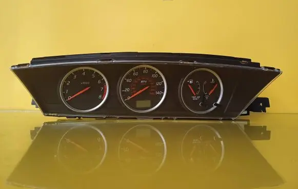Nissan Primera Speedometer (instrument cluster) 2500888 AV703