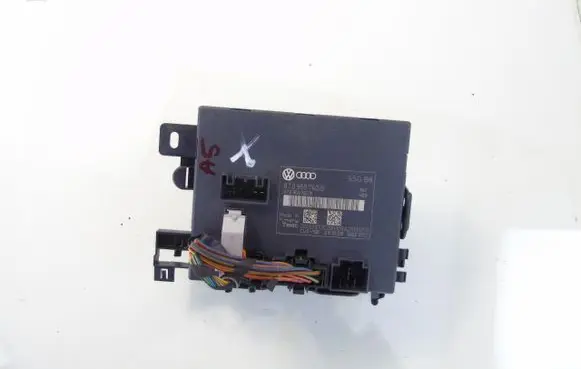 Audi A5 8T 8F Seat control module 8T0959760B
