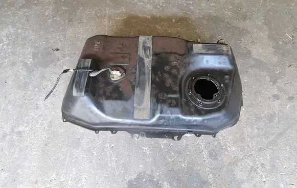Mitsubishi Outlander Fuel tank 