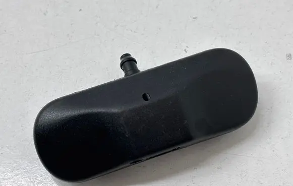 Volkswagen Jetta VII Windshield washer spray nozzle 5M0955985C