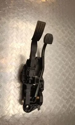 Volvo XC40 Pedal assembly 32212369