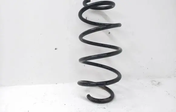 Volkswagen Touran II Front coil spring