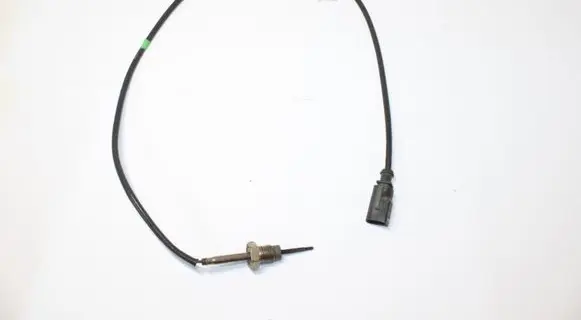 Volkswagen Scirocco Exhaust gas temperature sensor 04L906088DJ