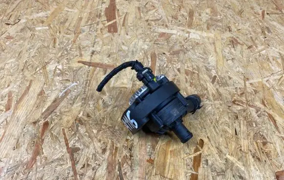 MG MG4 ev Water pump 11240294