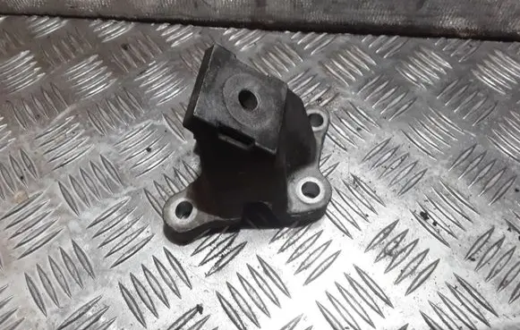 Audi A6 S6 C6 4F Engine mounting bracket 4F0199307AA