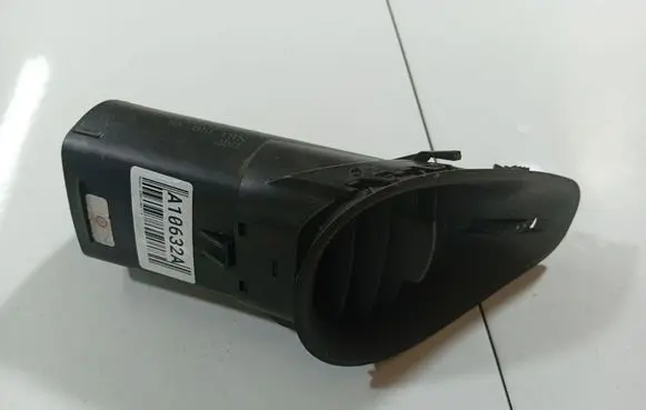 Dash center air vent grill