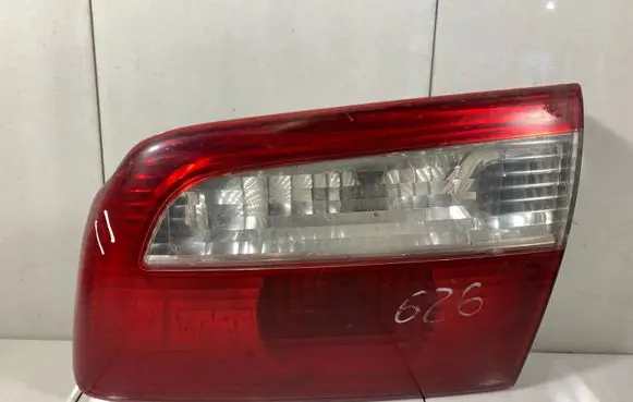 Mazda 626 Rear/tail lights P0662