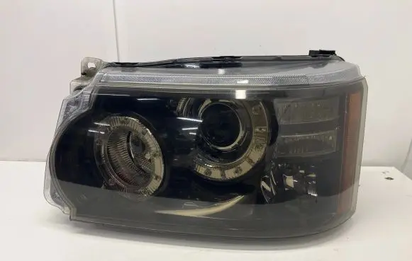 Land Rover Range Rover Sport L320 Headlight/headlamp AH3213W030GD 89905575