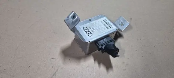 Audi A2 Sound amplifier 8Z0035223 7607792080