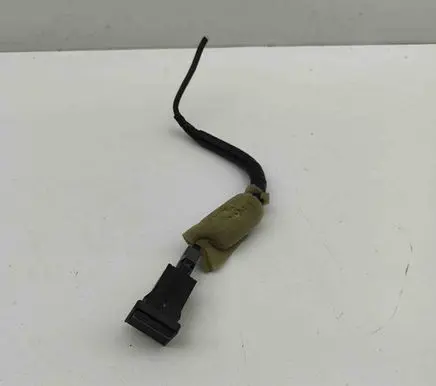 Nissan 370Z USB socket connector 284H31FA0B