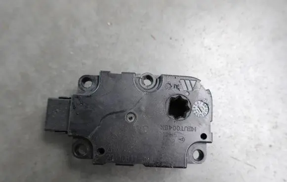 Audi A8 S8 D4 4H Air flap motor/actuator CZ1139300855ND8 ZBAT0045D07AT CZ1139300855