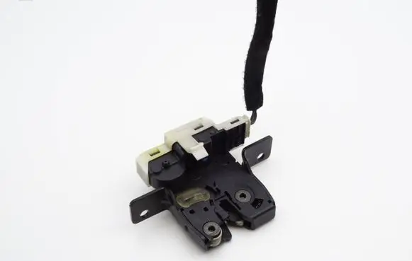 Renault Megane II Tailgate/trunk/boot lock/catch/latch 8200076240H