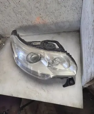 Citroen C5 Headlight/headlamp 9684845080