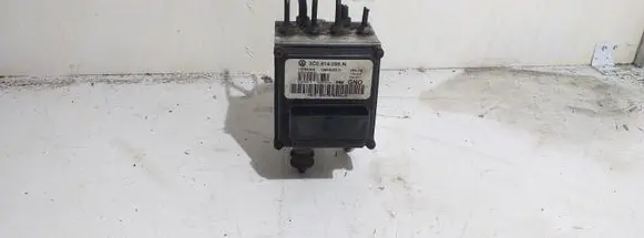 Volkswagen PASSAT B6 ABS Pump
