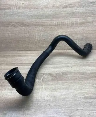 Volvo XC60 Engine coolant pipe/hose 8G918286CC