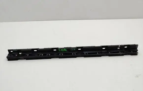 BMW 5 F10 F11 Sill supporting ledge 7184778
