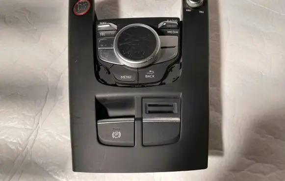 Audi A3 S3 8V Head unit multimedia control 8V0919614L