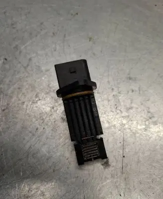 Mass air flow meter