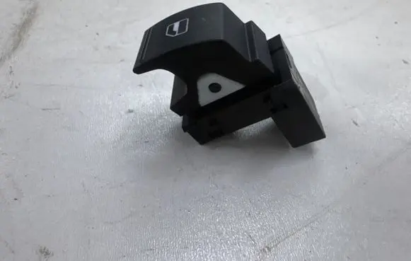 Volkswagen Jetta VI Electric window control switch 7L6959855B