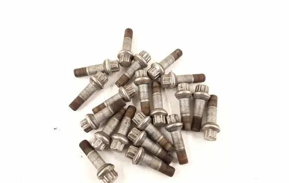 Mercedes-Benz GLK (X204) Nuts/bolts 0009905407 A0009905407