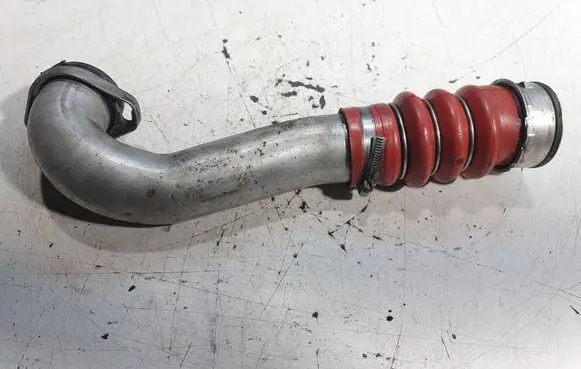 BMW 3 E90 E91 Intercooler hose/pipe 11279410 7736300