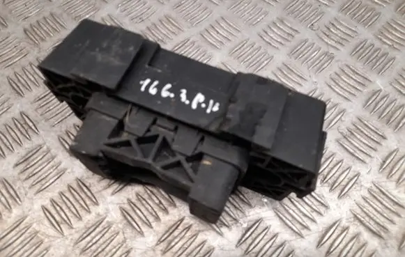 Mercedes-Benz GL X166 Jacking socket point A1666900134
