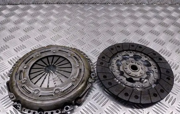 Citroen C5 Clutch pressure plate 1864001795