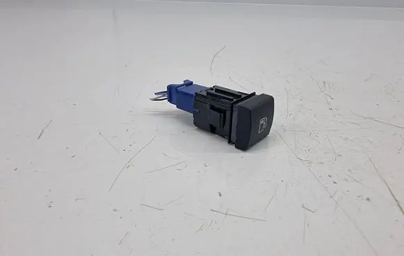 Toyota RAV 4 (XA50) Fuel tank opening switch 5k211n