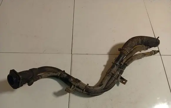Hyundai ix35 Fuel tank filler neck pipe