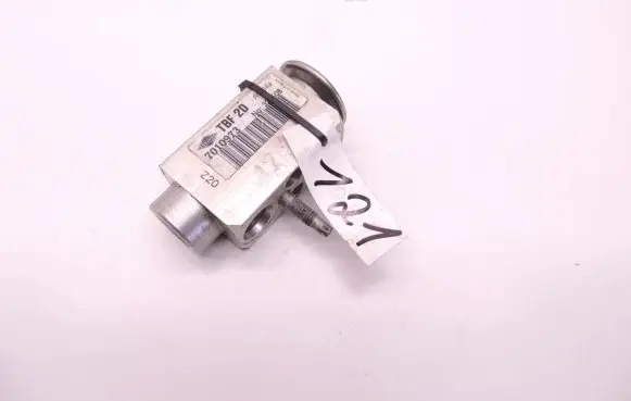 Volvo XC60 Air conditioning (A/C) expansion valve 7010973 D121